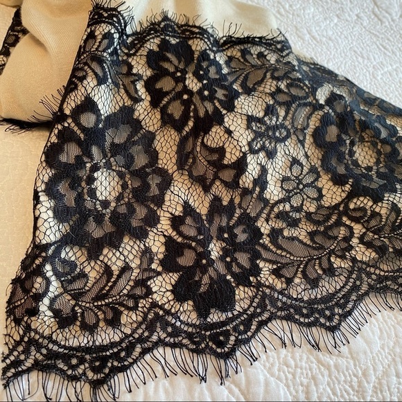 Sioni Lace Trim Ivory/Black Open Front Cardigan -S - Picture 10 of 11